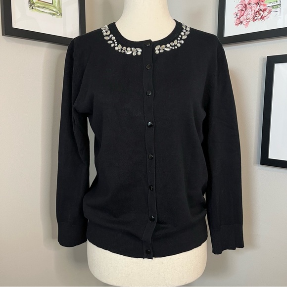 🪩 GNW (Cable & Gauge) Front Button Cardigan - Picture 1 of 11